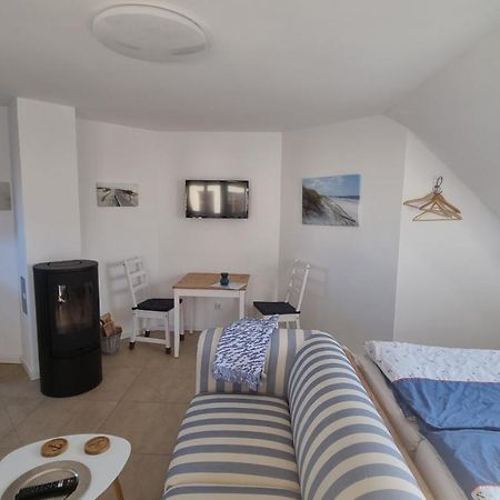 Ferienwohnung Ruegen 1, Alt Reddevitz 108, Insel Ruegen, Mit Kamin Middelhagen Exteriér fotografie